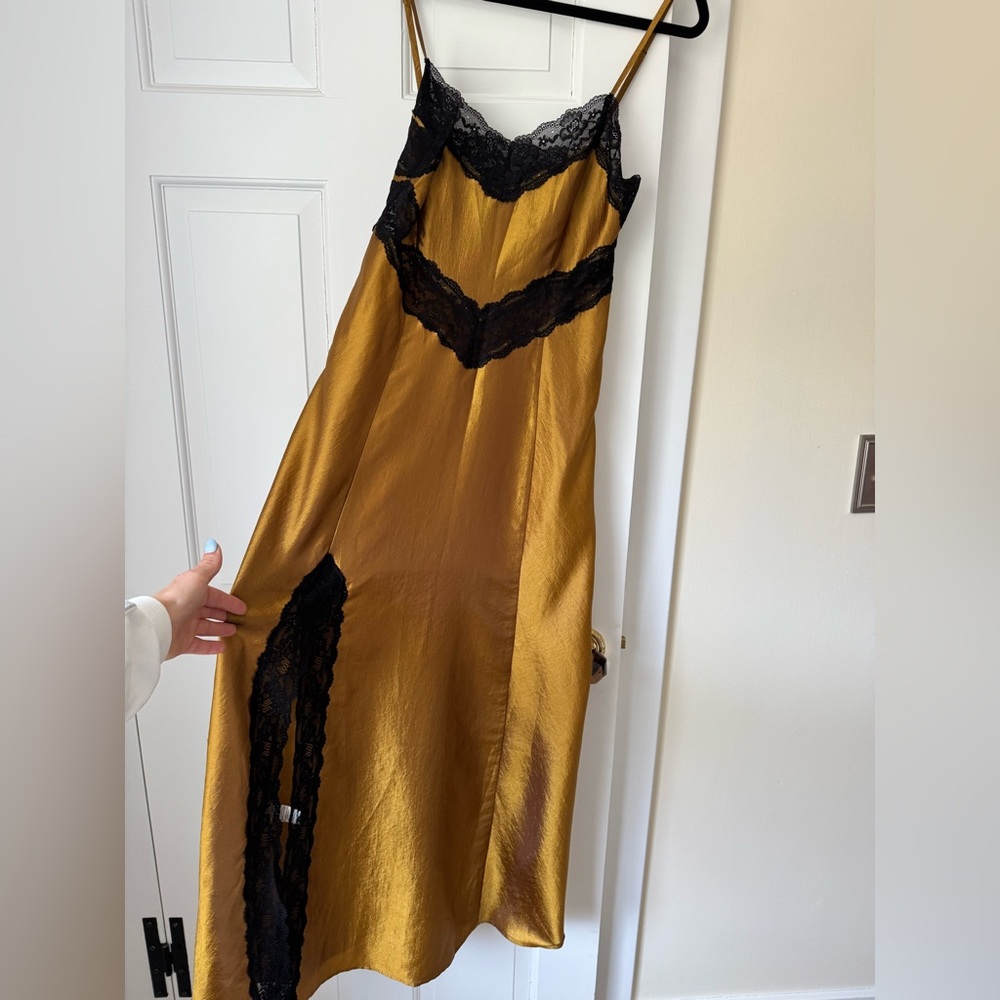 Hill House Home Ida Slip Dress Black Lace Gold Satin Size Small NWOT - Picture 10 of 10